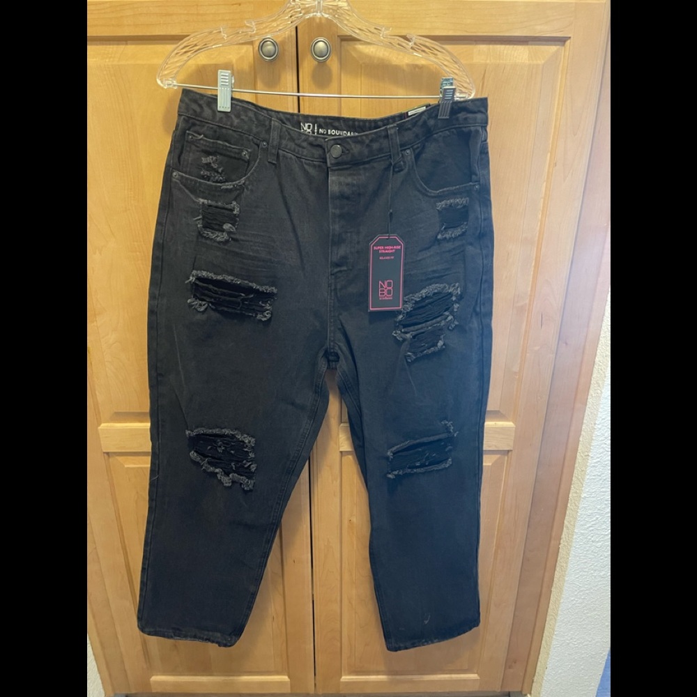 No boundaries block denim jeans